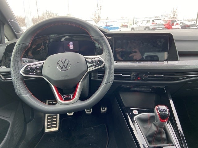 2023 Volkswagen Golf GTI Autobahn